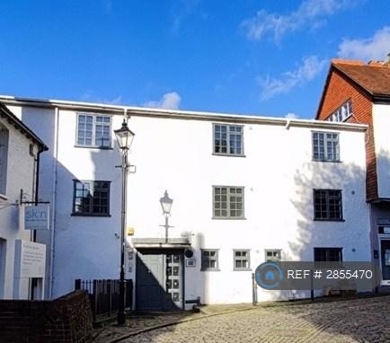2 bedroom flat in Mill Lane, Guildford, GU1 (2 bed) (#2855470)