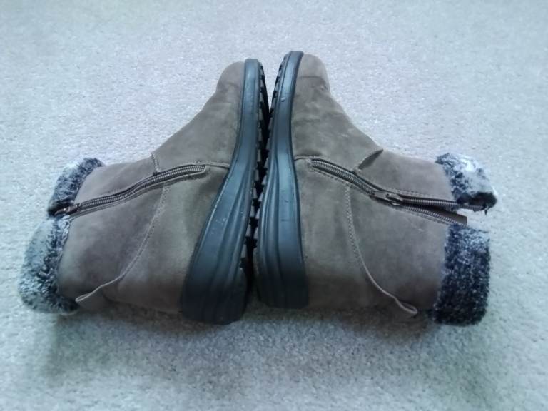 image for Cotton Traders boots - faux fur lined.  Good condition.  Size 7