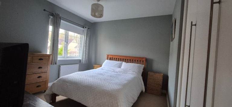 Double room with ensuite and access to gym