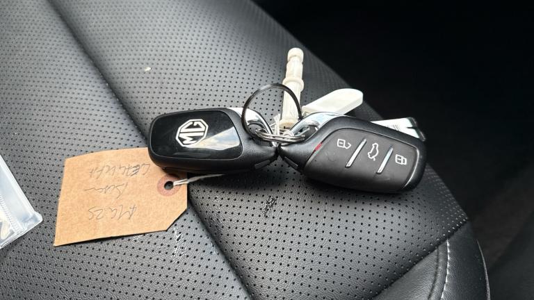 2024 MG MG ZS 1.5 Hybrid+ Trophy 5dr Auto Hybrid Hatchback Hatchback Hybrid Automatic