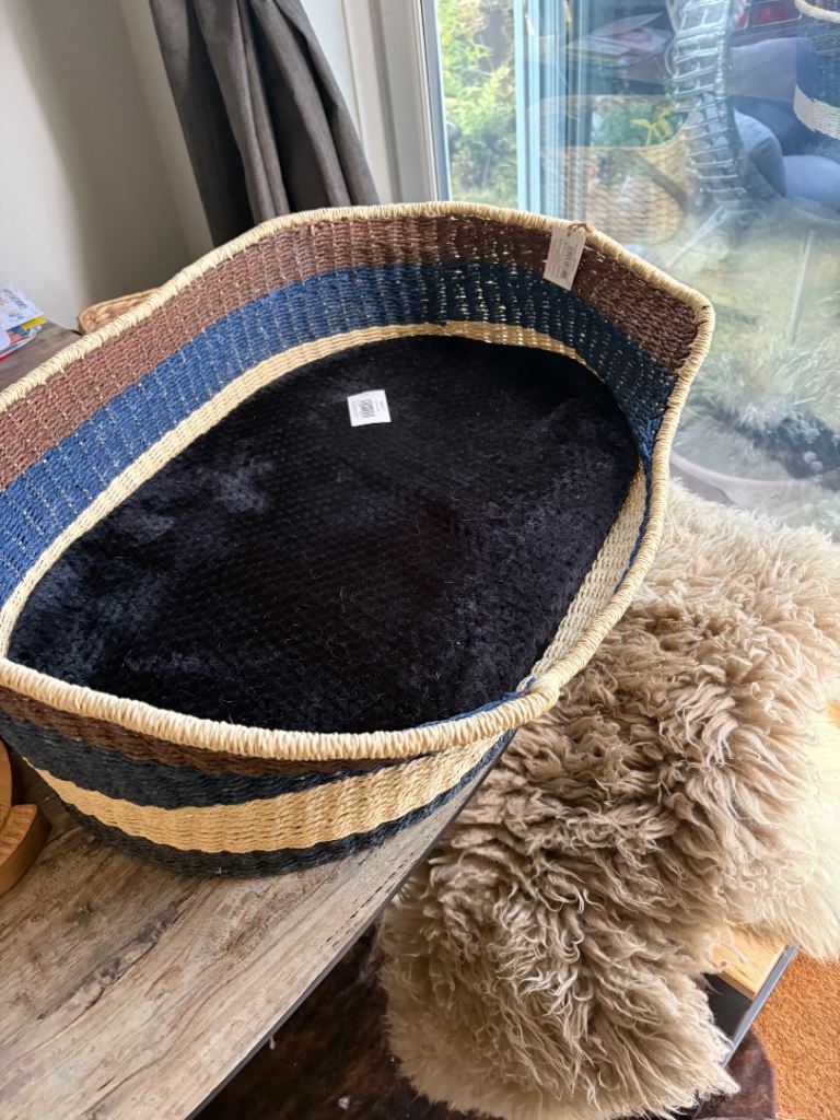 Dog bed
