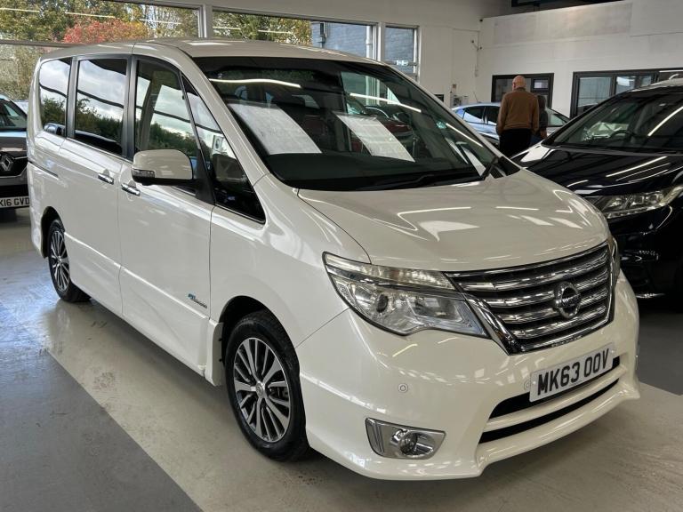2025 Nissan Serena 2.0 HYBRID MPV TOP SPEC VERY LOW MILES HYBRID ELECTRIC Automatic