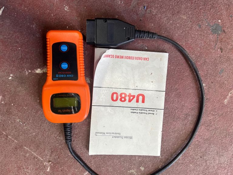 Car OBD code reader U480