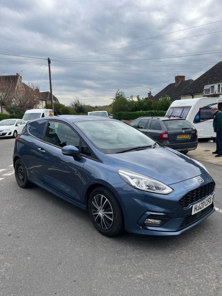 Ford Fiesta Van 2020