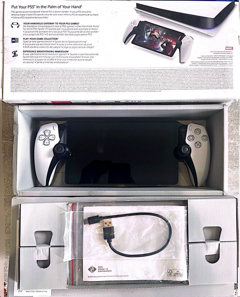 PlayStation Portal PS5 Remote play Controller