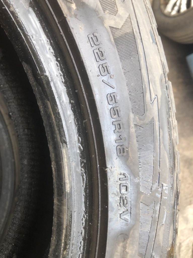 4 Goodyear Ultra Grip 225/55 R18 102v MS. Winter Tyres