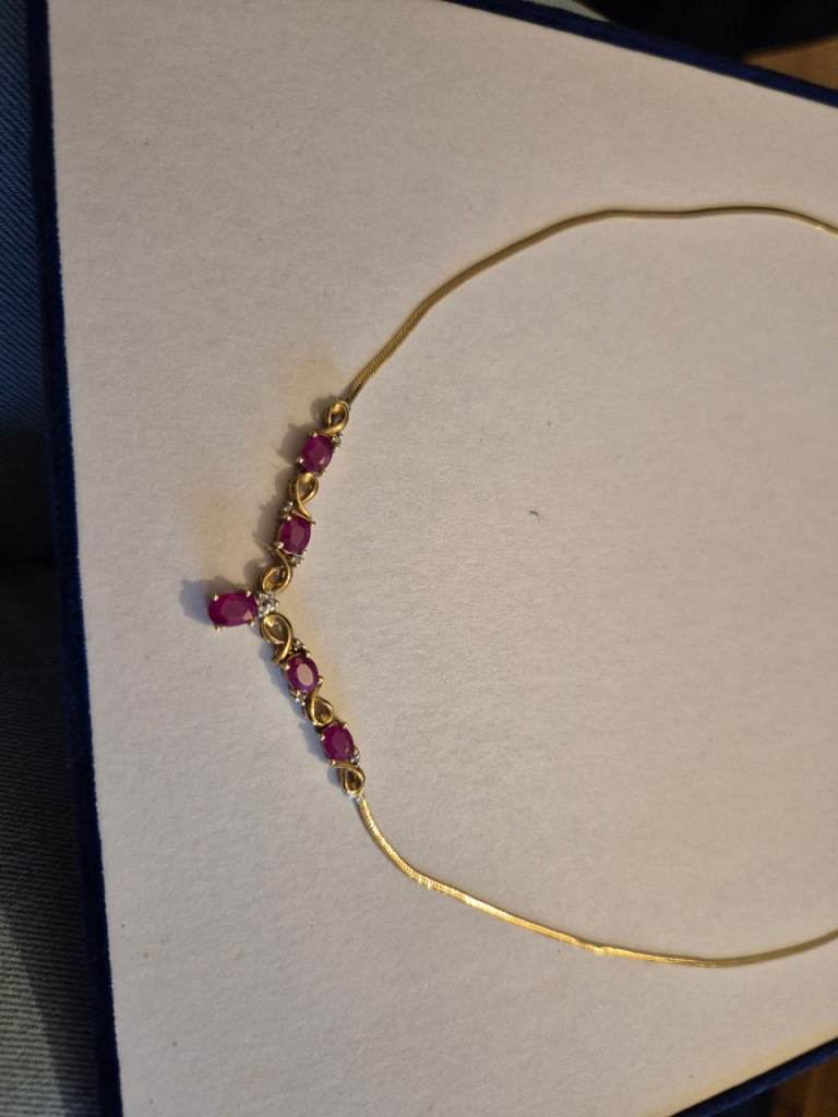 9ct gold necklace 