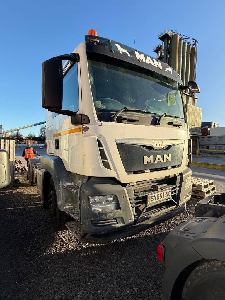 MAN/ ERF TGS 4x2 Artic Unit