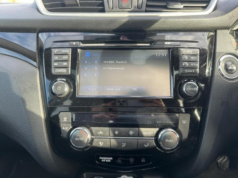 2015 Nissan Qashqai 1.5 dCi N-Tec+ 5dr HATCHBACK DIESEL Manual