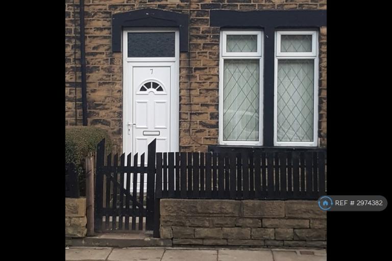 2 bedroom house in Beverley Street, Bradford, BD4 (2 bed) (#2974382)