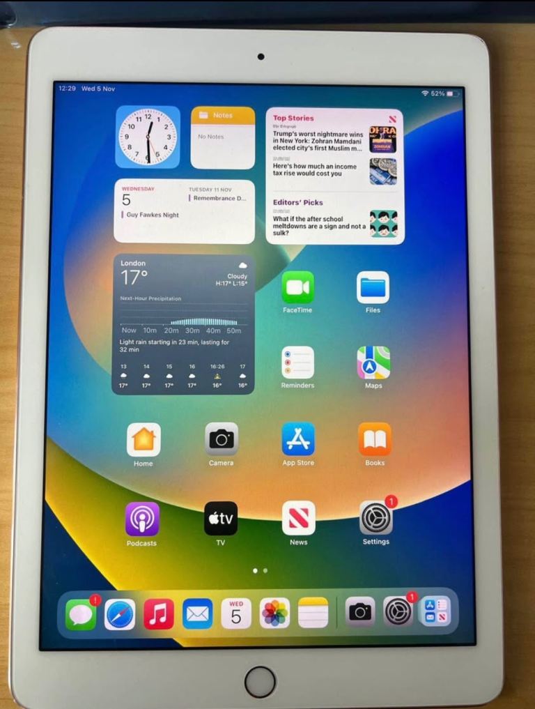 iPad Pro 1st Generation 128GB gold