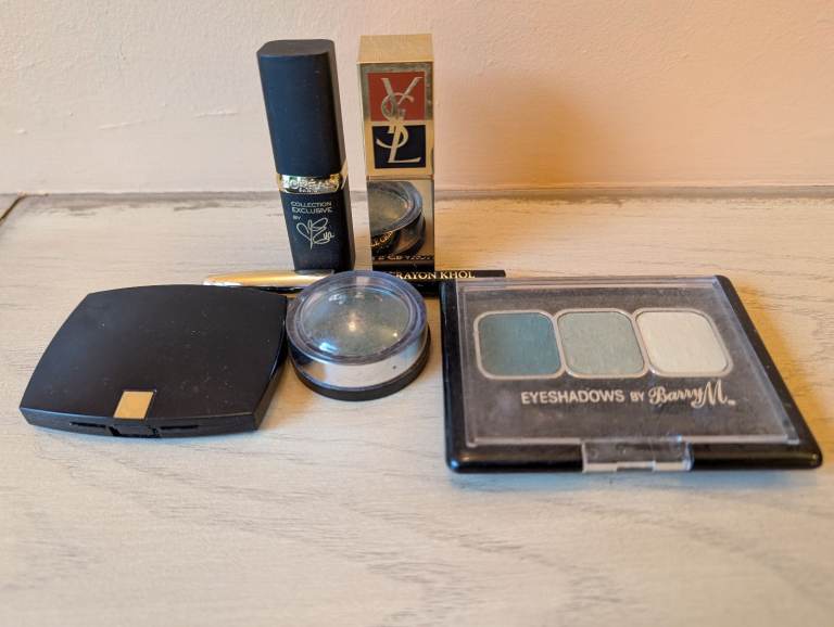 Collection of Make-Up