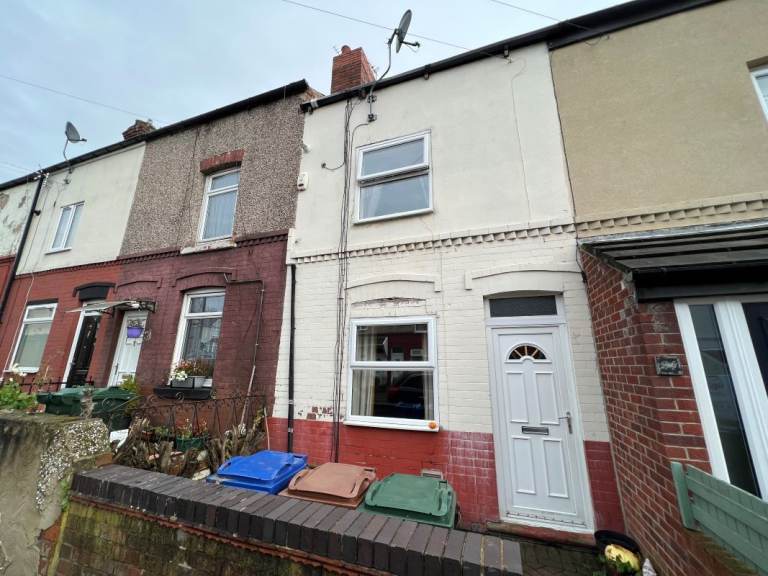 To let 3 Bedroom and 2 Living Room