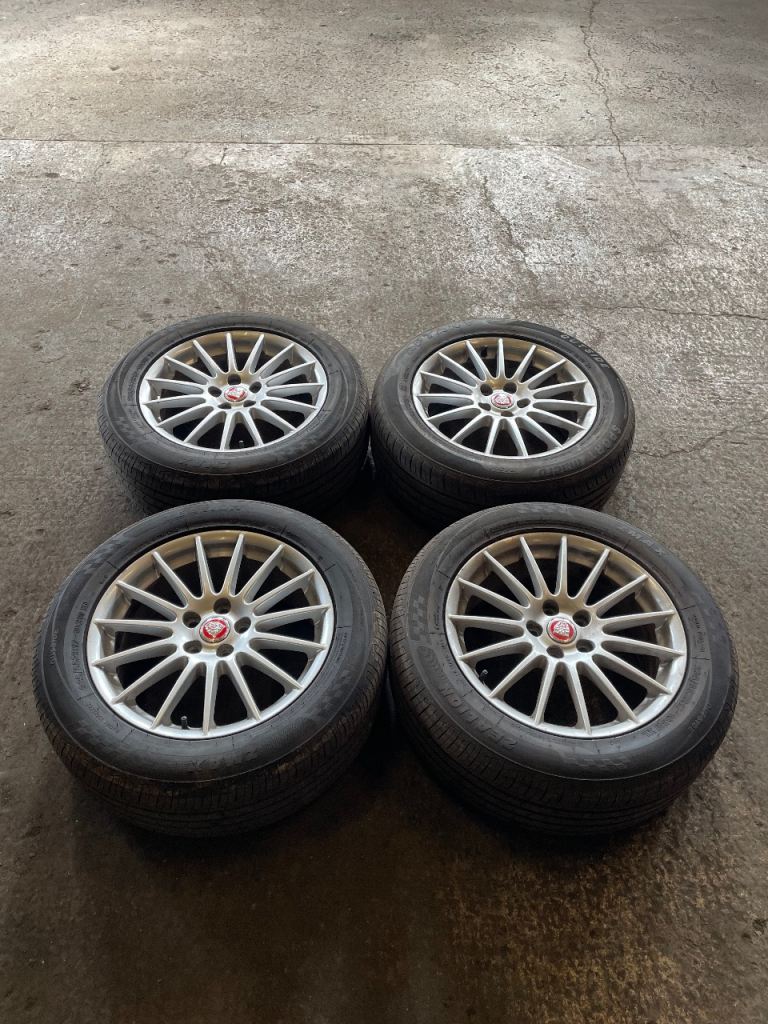 Jaguar Alloys And Tyres