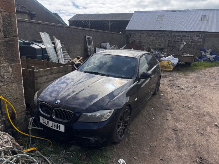 BMW, 3 SERIES, Saloon, 2011, Manual, 1995 (cc), 4 doors
