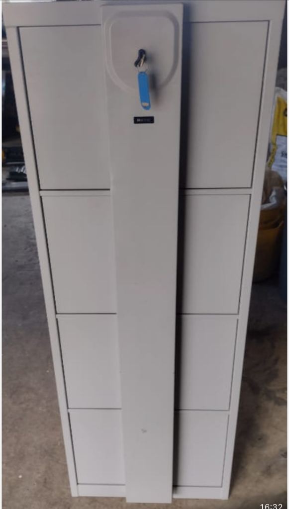 4drawer filing cabinet with full length security bar