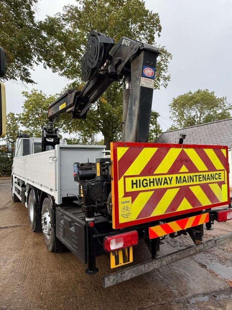 2014 DAF CF 330 DROPSIDE WITH HMF 1420 FOLD AWAY CRANE 