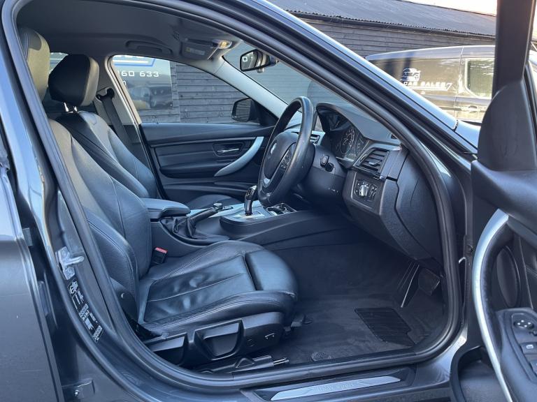 BMW 3 SERIES 2.0 320d Sport Saloon 2015