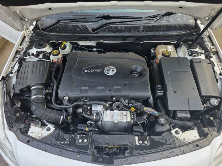 Vaxhall insignia cdti vxl biturbo 2.0 190bhp 2013