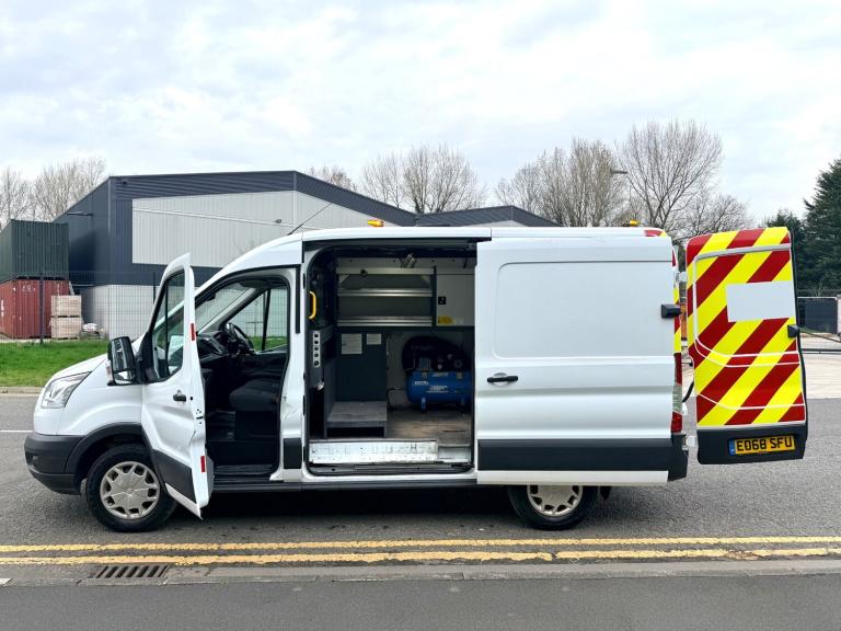 2018/68 FORD TRANSIT TREND 350 2.0 TDCI 130 PS RWD-L2H2-WORKSHOP/PLANT-EX CATVAN