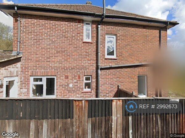 1 bedroom in Spring Rise, Egham, TW20 (#2992673)