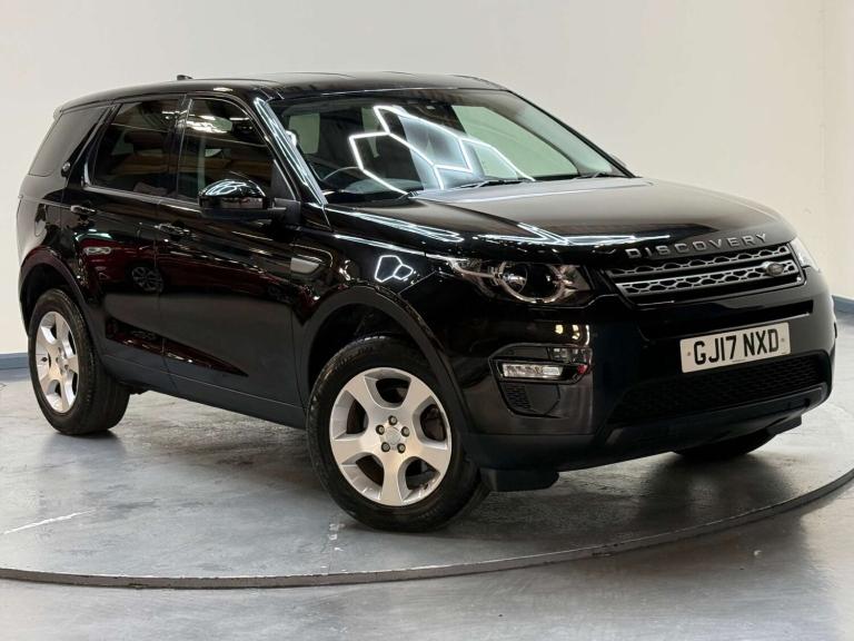 2017 Land Rover Discovery Sport 2.0 Discovery Sport Special Edition Pure TD4 4WD 5dr SUV Diesel M...