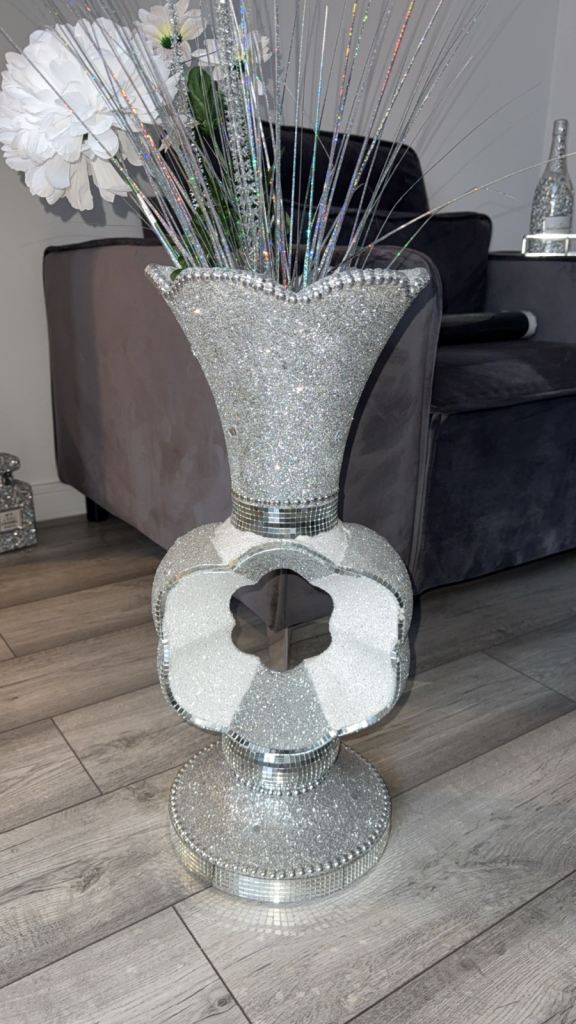 Floor vase 