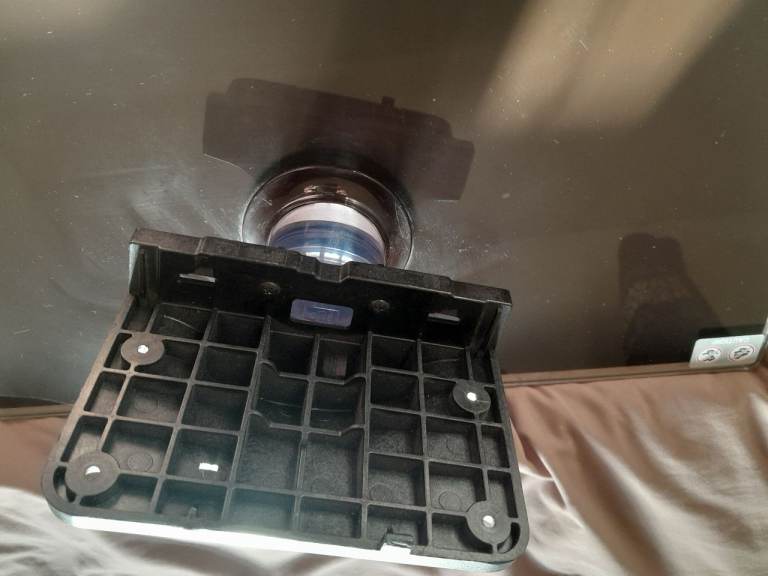  SAMSUNG TV STAND  BN61-07353A