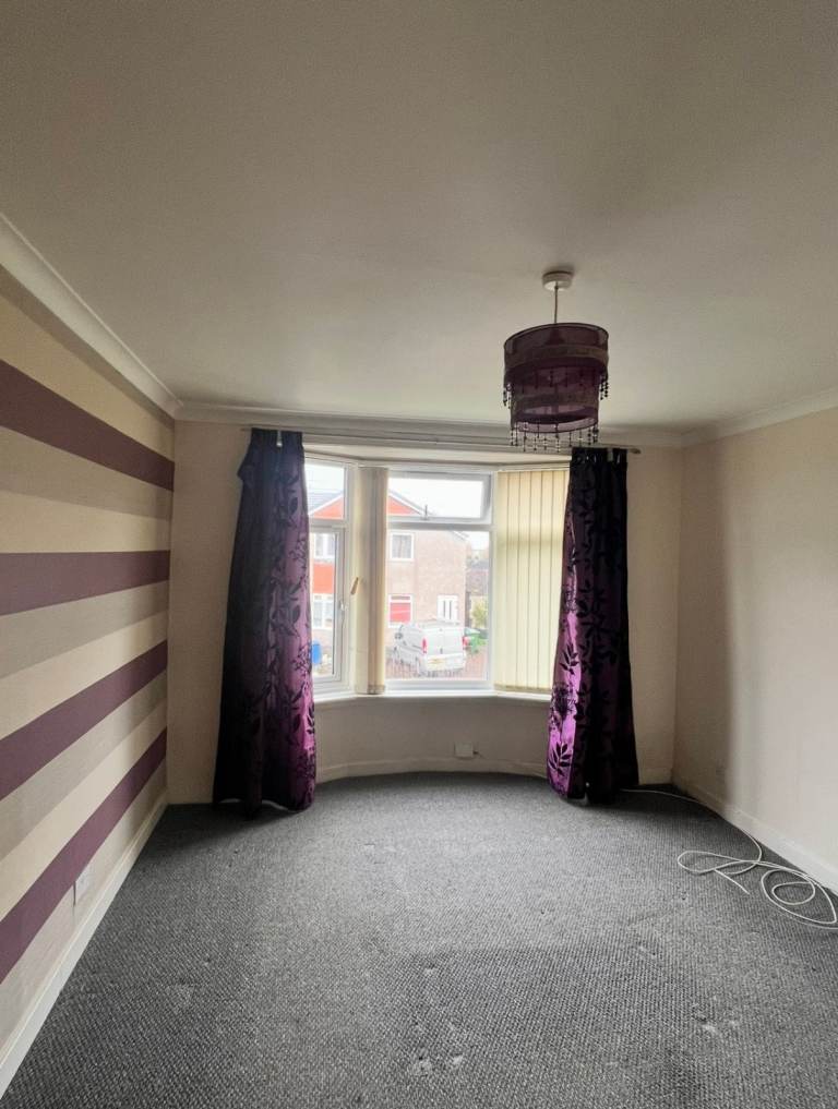 Crofthill Road - Property Available To Rent 