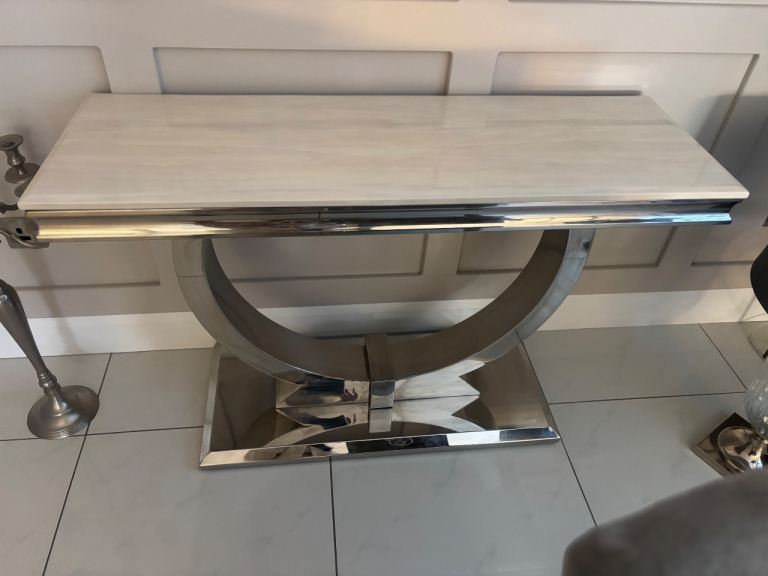Chrome Base Console Table with Marble Effect Top – Good Condition