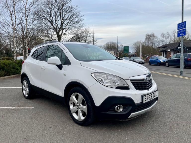 2013 Vauxhall Mokka 1.6i Exclusiv 5dr HATCHBACK Petrol Manual