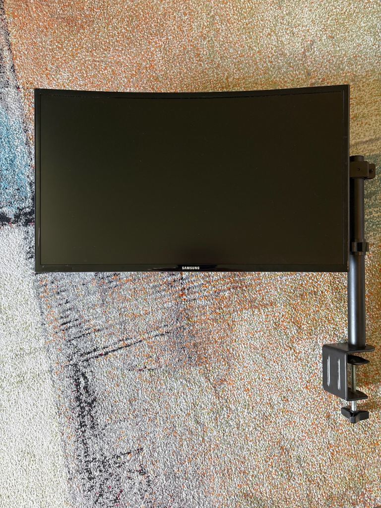 27” Curved Samsung Monitor w/ desk bar
