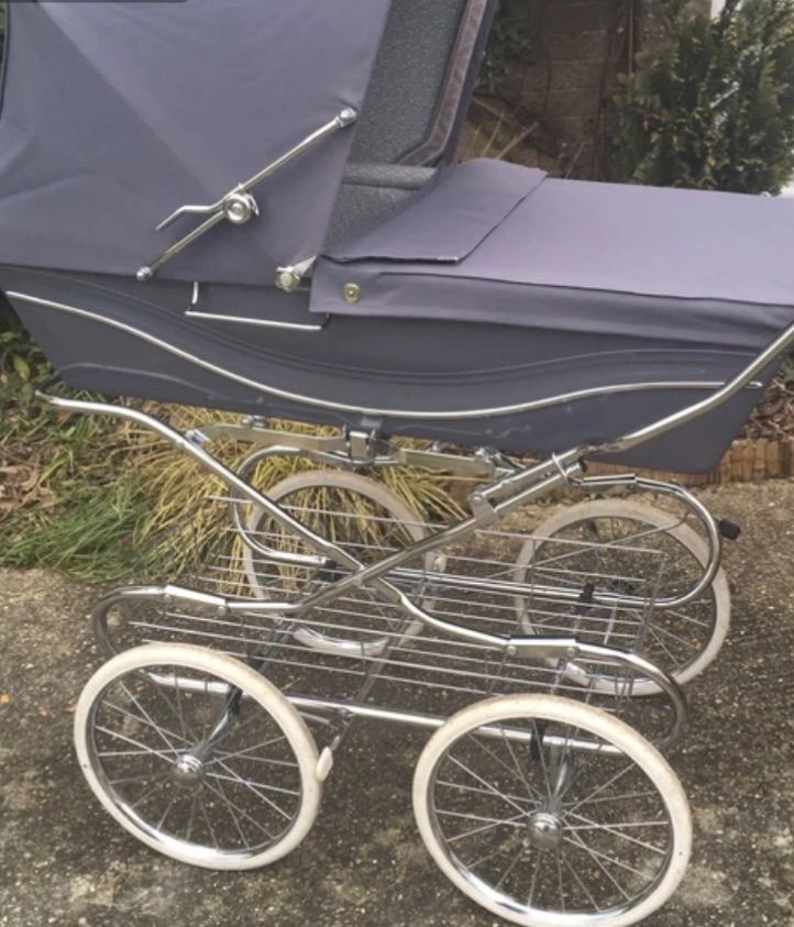 Silver Cross coach-built Kensington chrome chassis pram