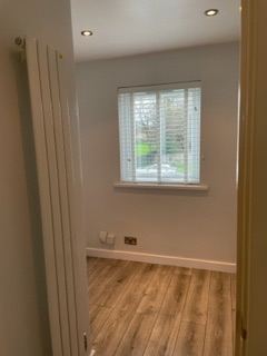 2 Bedroom First Floor Maisonette (Walking Distance to Uxbridge Town Center)