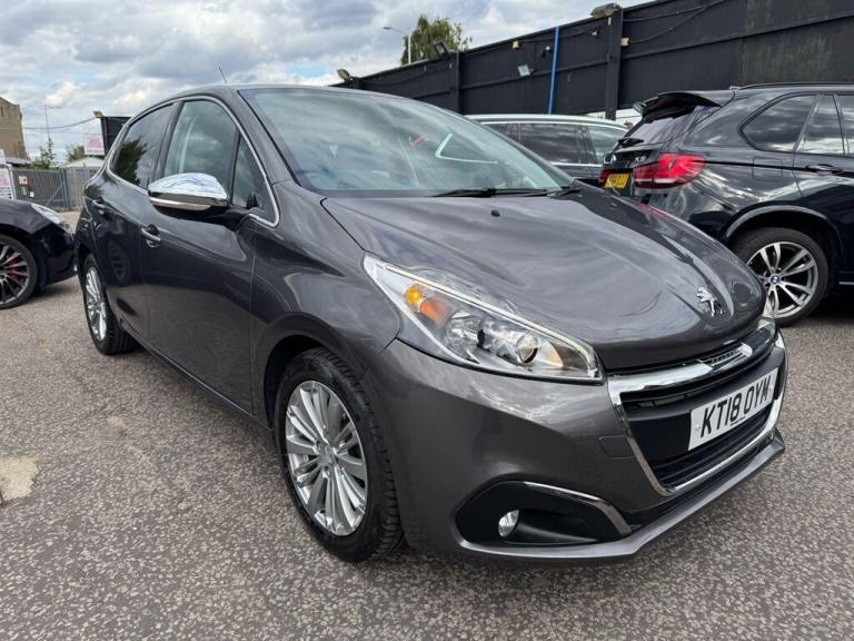2018 Peugeot 208 1.2 PureTech 82 Allure 5dr HATCHBACK PETROL Manual