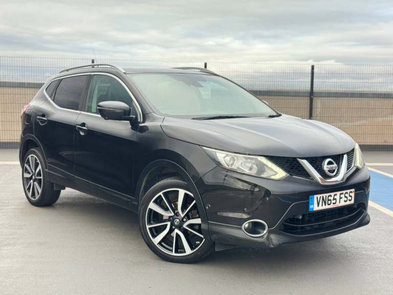2015 Nissan Qashqai 1.6 DiG-T Tekna [Non-Panoramic] 5dr HATCHBACK Petrol Manual