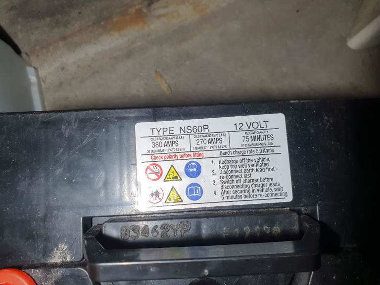 12 V Cars Batteries 