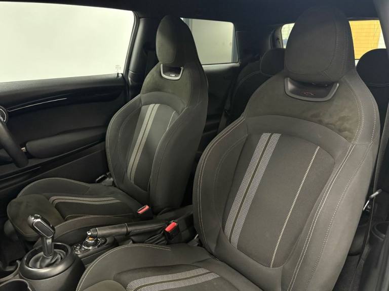 2018 MINI Hatch 1.5 Cooper D Hatchback 3dr Diesel Steptronic Euro 6 (s/s) (116 ps) Hatchback Dies...