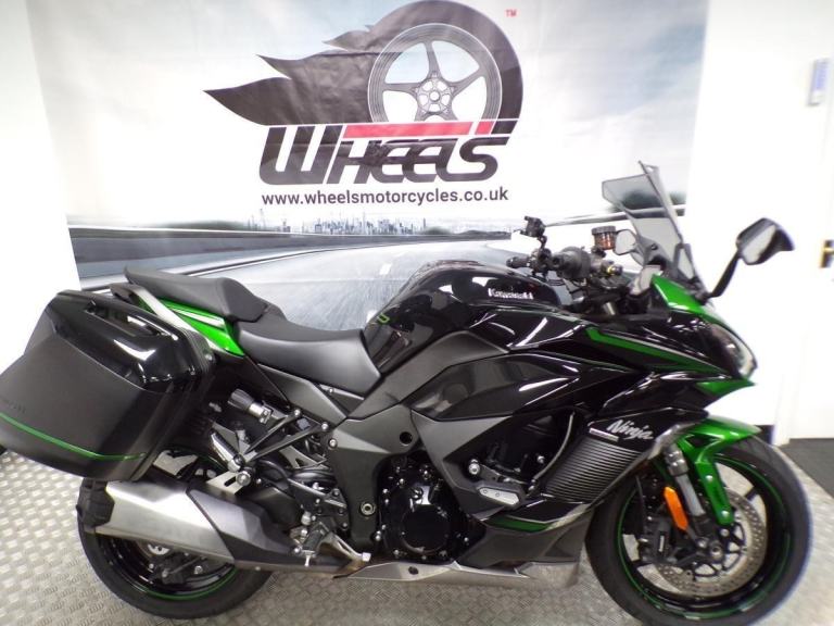 2023 KAWASAKI NINJA 1000SX TOURER WITH PANNIERS