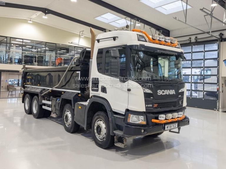 2019 (19) SCANIA P410 XT 8X4 TIPPER 32T