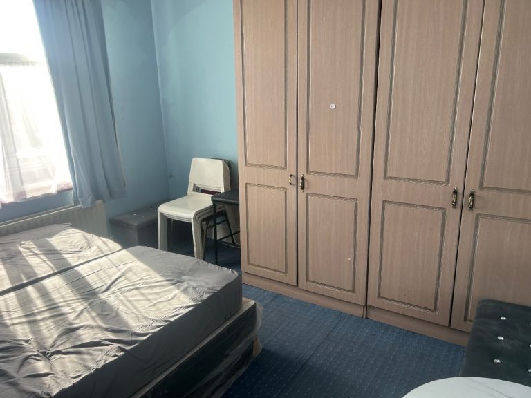 Double room for rent fully furnished 