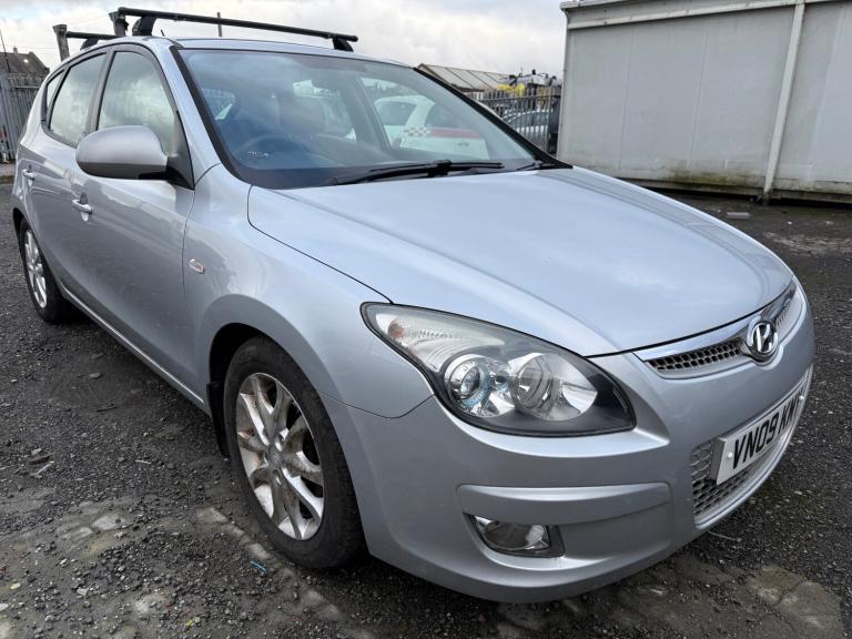 2009 Hyundai i30 1.4 ES 5dr HATCHBACK Petrol Manual