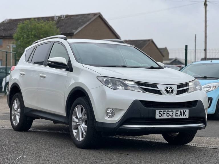 2013 Toyota RAV4 2.2 D-CAT Invincible 5dr Auto ESTATE DIESEL Automatic