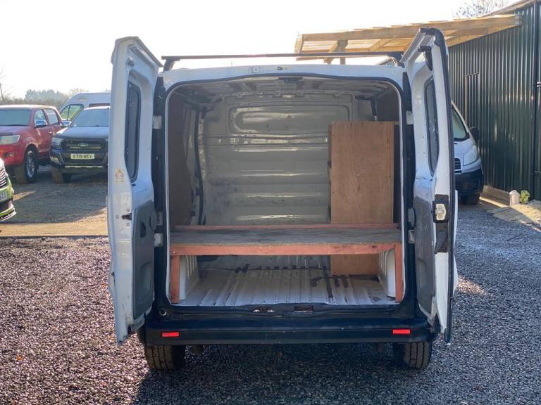 2013 Vauxhall Vivaro 2.0CDTI [115PS] Van 2.9t Euro 5 PANEL VAN DIESEL Manual