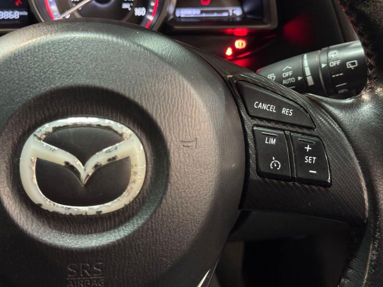 2014 Mazda Mazda3 2.0 SKYACTIV-G SE-L Nav Euro 5 (s/s) 5dr HATCHBACK Petrol Manual