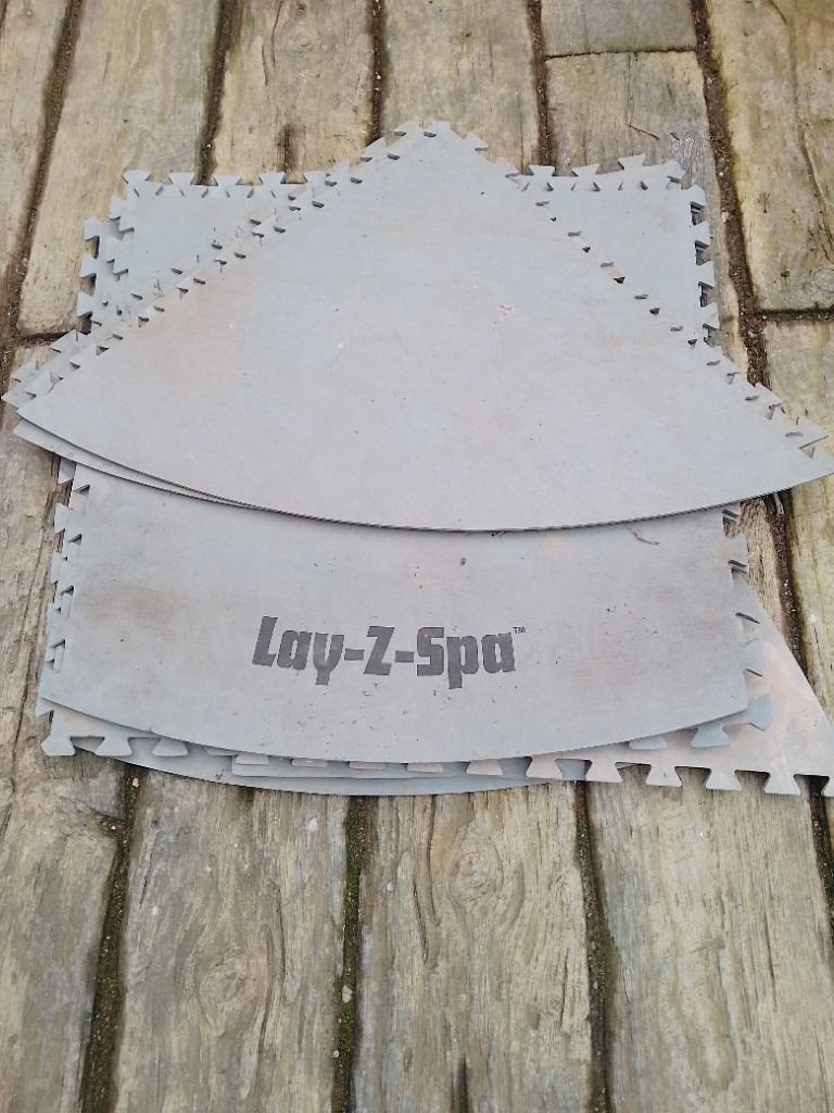 Lay-z-spa base mat