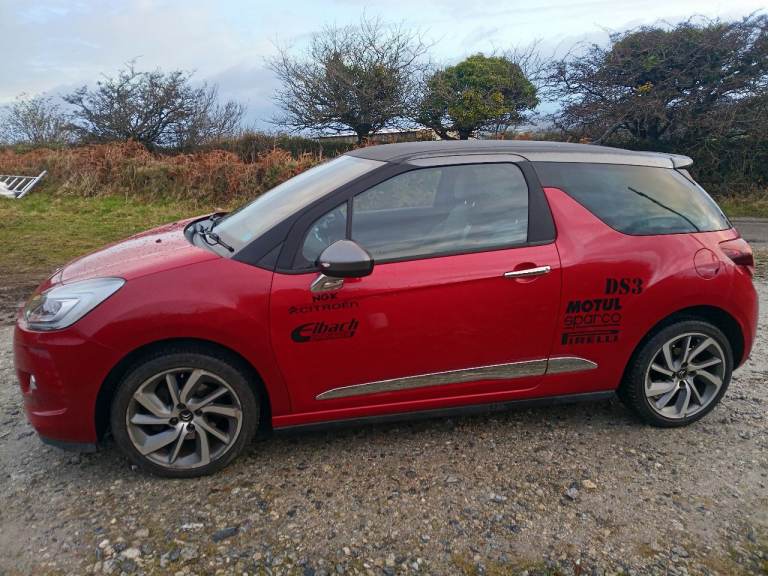 Citroen, DS3, Hatchback, 2014, Manual, 1598 (cc), 3 doors