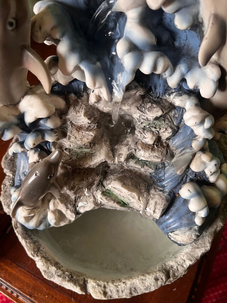 Table top water fountain 