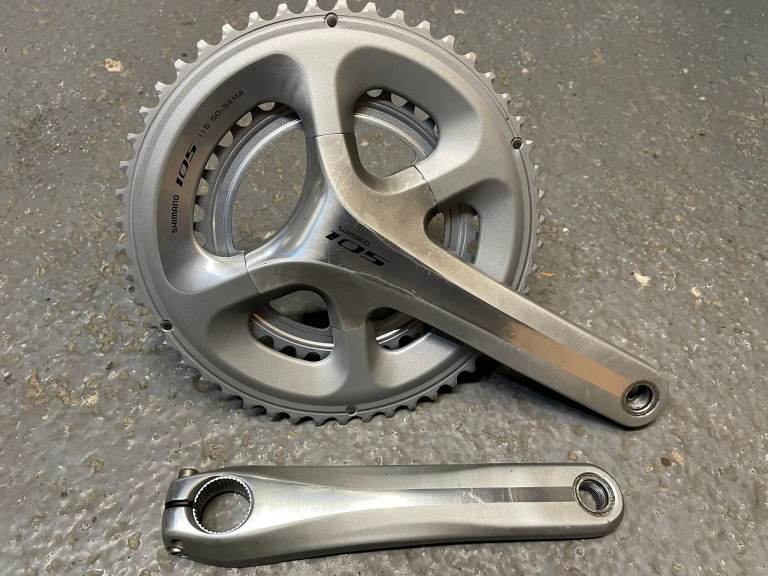 Shimano 105 FC5800 11-speed road bike chainset with brand new rings