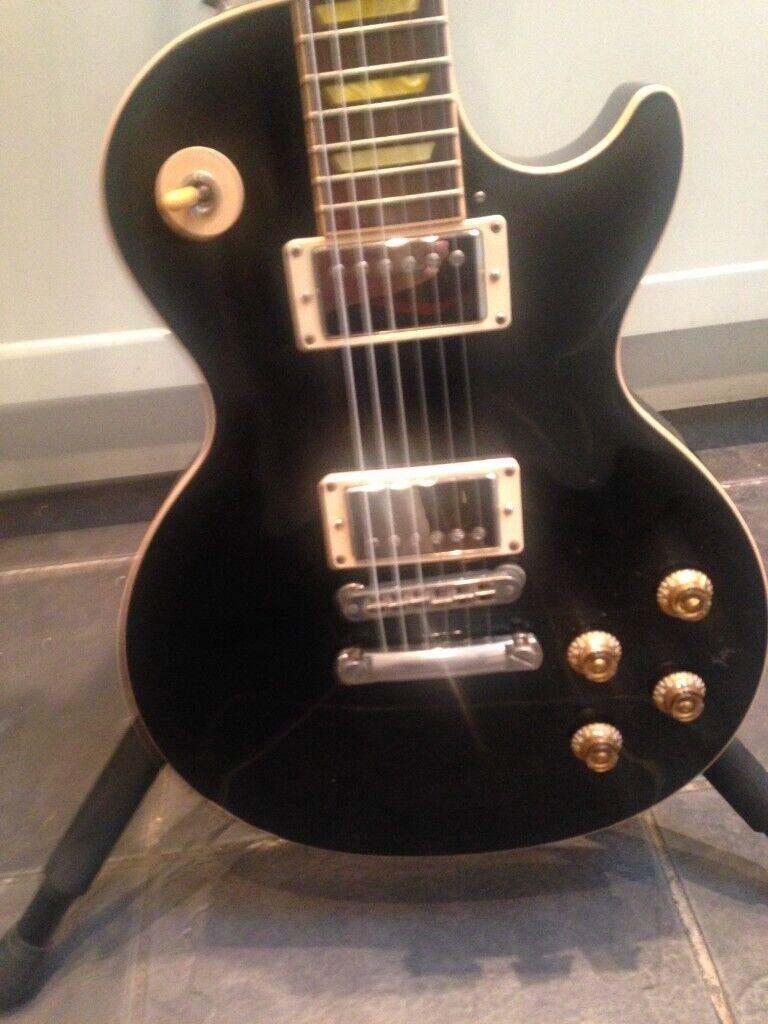 2005 Gibson Les Paul Classic Black